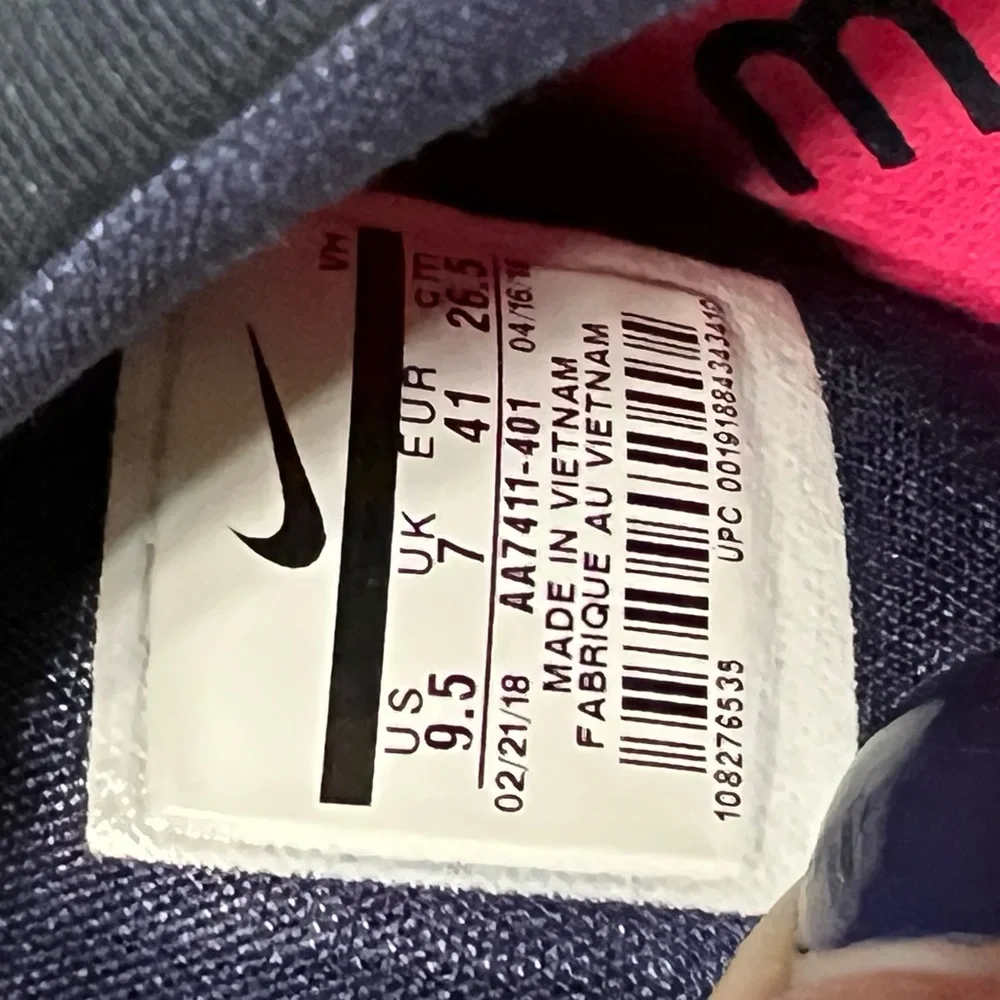 Nike Renew Rival Women's Running Shoes AA7411-401 Obsidian Navy Blue Sz 9.5 EUC.